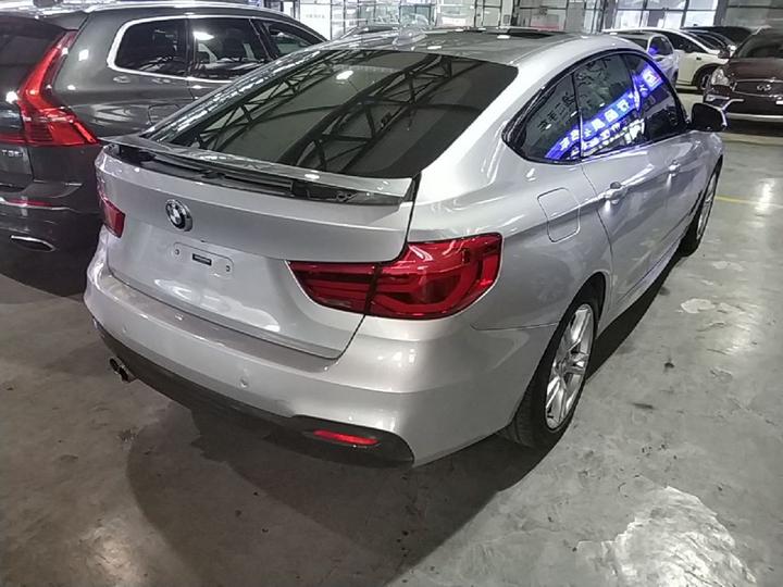 3 SeriesGT 2019 320i M Sport photo 6