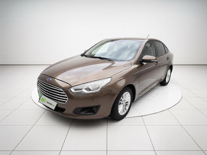 Escort 2015 1.5L MT Comfort