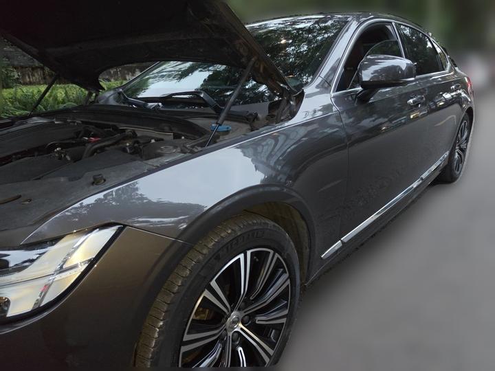 S90 2021 B5 Luxury