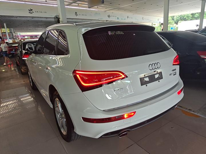 Q5 2017 Plus 40 TFSI Progressive photo 4
