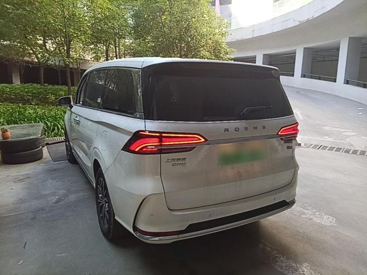 iMAX8 EV 2025 1.5T DMH photo 4