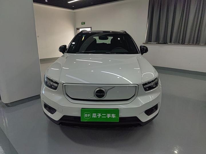 XC40 EV 2021 P8 EV AWD Sport photo 2