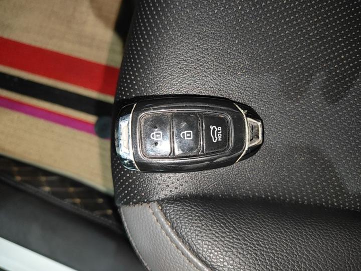 Stonic 2021 1.4L CVT photo 8