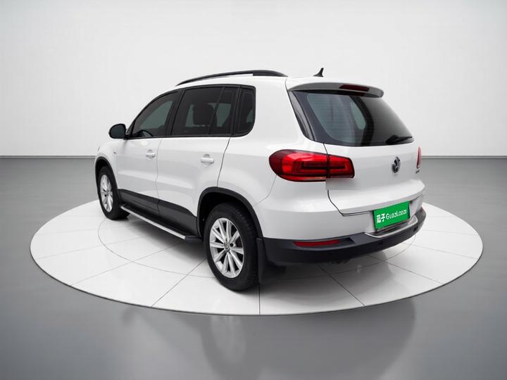 Tiguan 2016 280TSI AT RWD photo 4