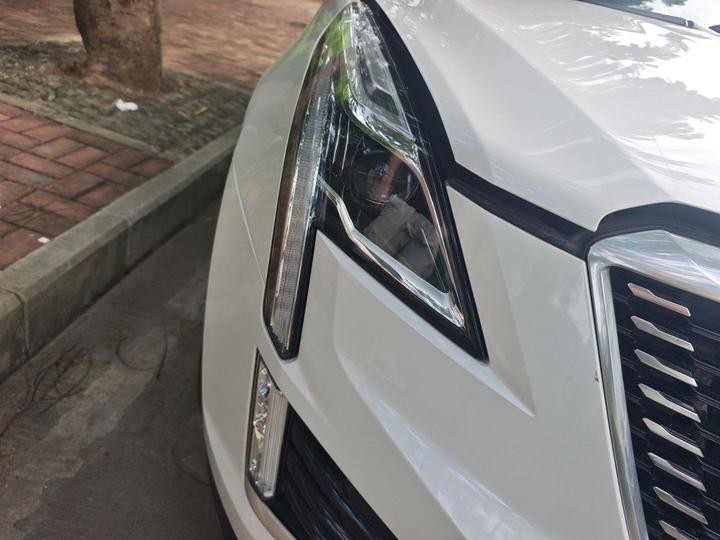 XT5 2020 Facelift 28T Luxury photo 7