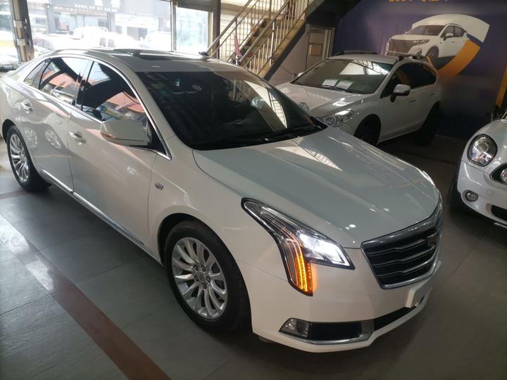 XTS 2018 28T Elite photo 3