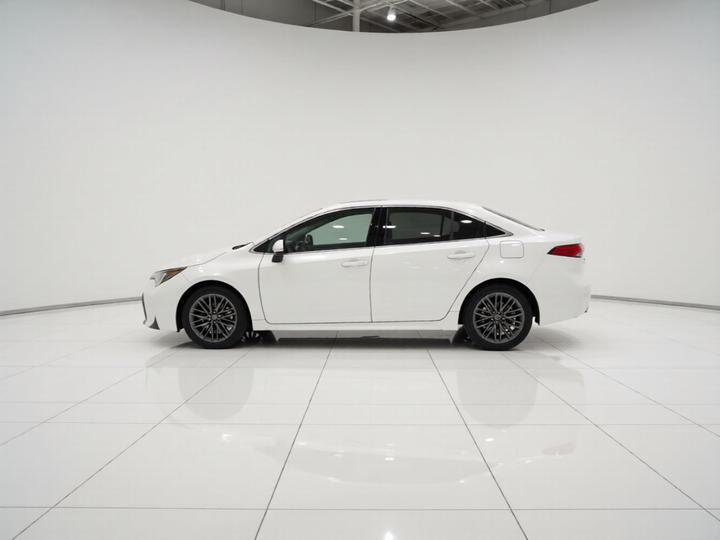 2023 2.0L Luxury photo 3