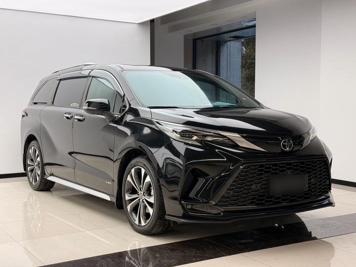 Granvia 2024 2.5L Hybrid Flagship ULTRA photo 2