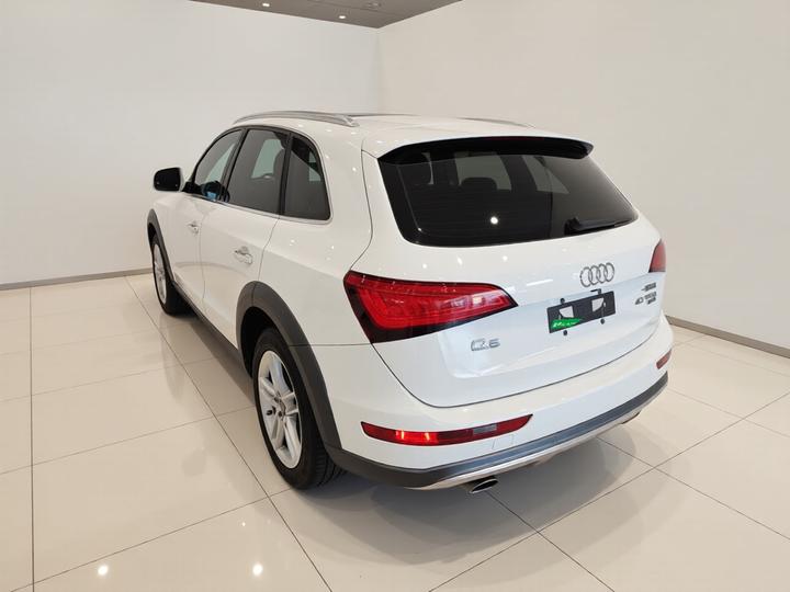 Q5 2017 Plus 40 TFSI Tech photo 4