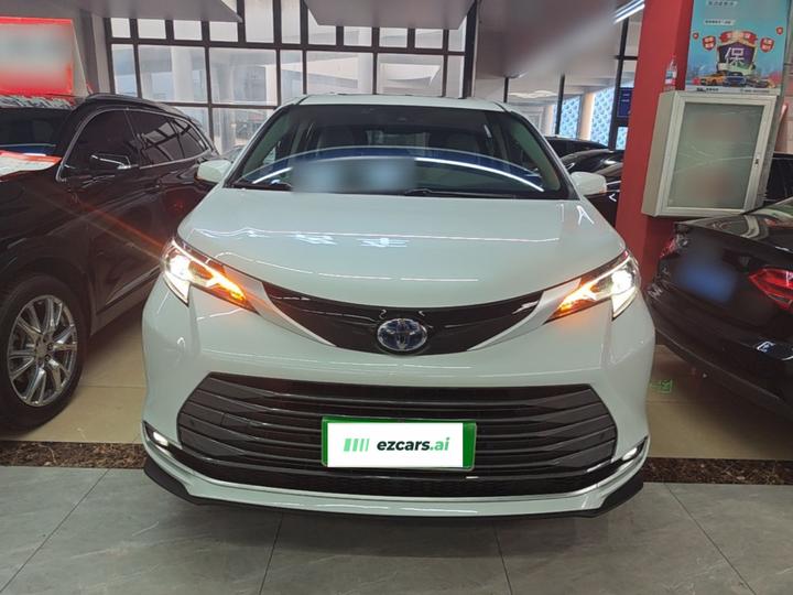 Sienna 2023 2.5L Hybrid Comfort photo 2
