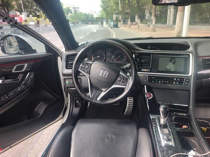 Spirior 2015 2.4L Si photo 3