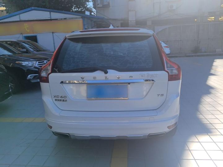 XC60 2017 T5 photo 3