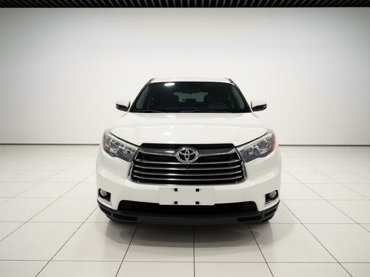 Highlander 2015 2.0T AWD Luxury 7-Seater photo 2