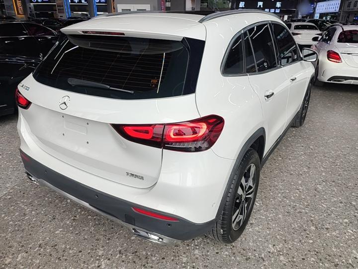GLA 2022 Facelift GLA 200 photo 4
