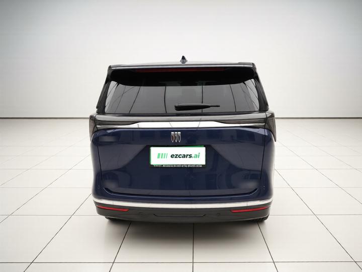 GL8 EV 2026 Exclusive photo 5