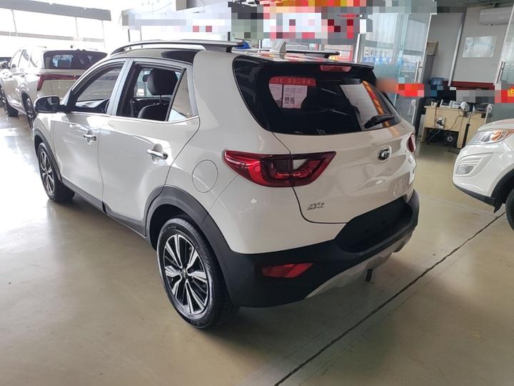 Stonic 2021 1.4L CVT photo 4