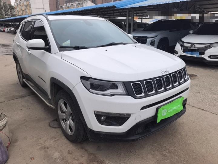 Compass 2017 200T AT photo 3