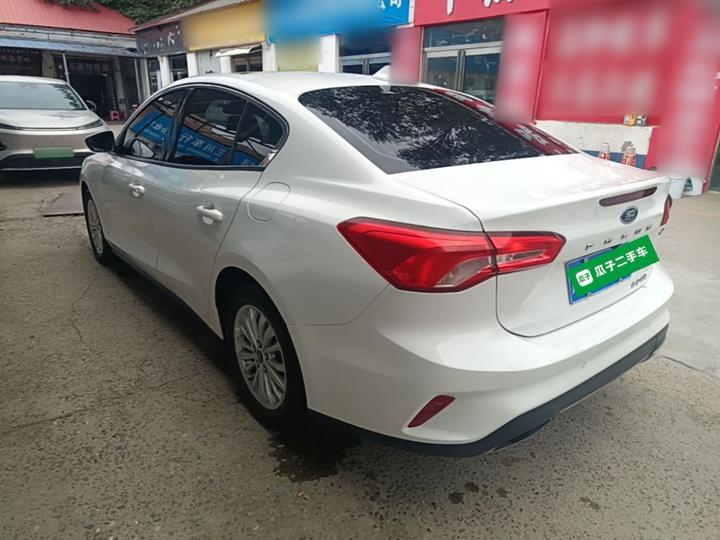 Focus 2021 Sedan EcoBoost 180 AT photo 4
