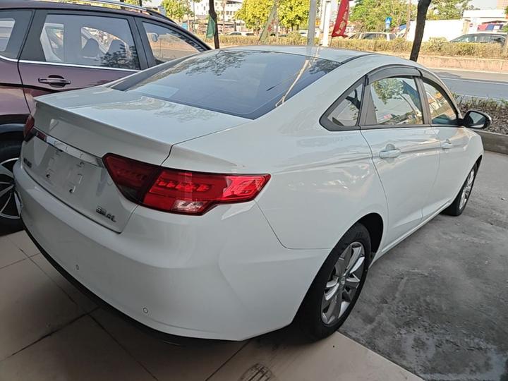 Emgrand GL 2020 1.4T CVT photo 6