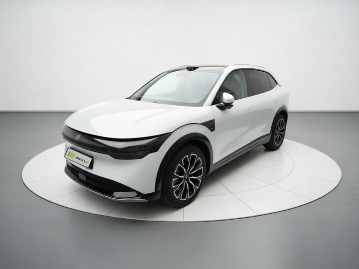 7X 2025 75kWh RWD ADAS