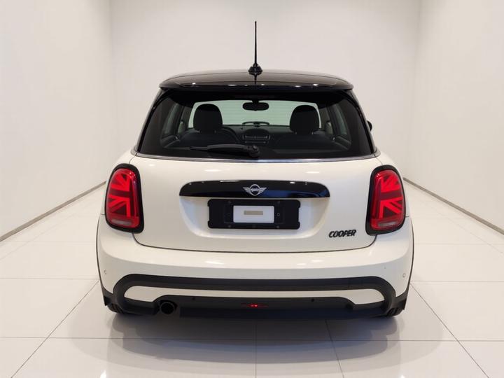 2023 1.5T COOPER photo 3