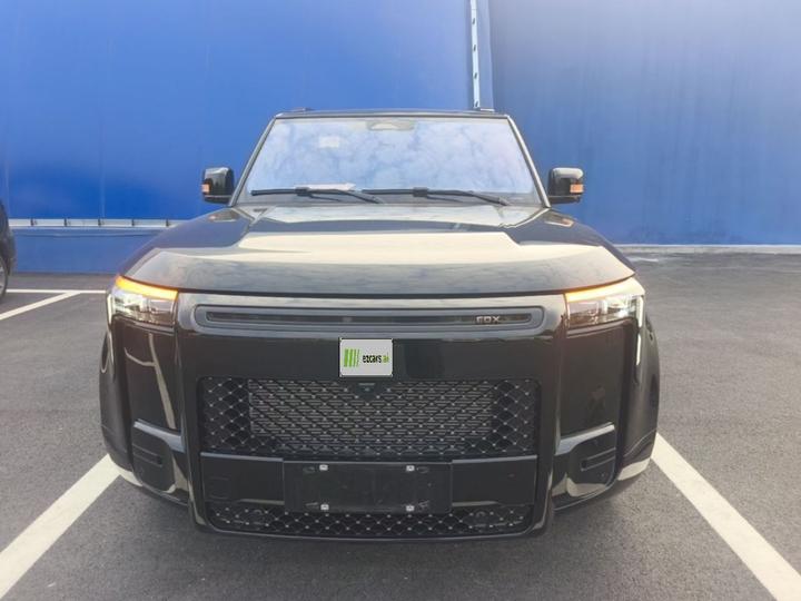 ADAMAS 2026 Luxury Executive 6-Seater photo 2