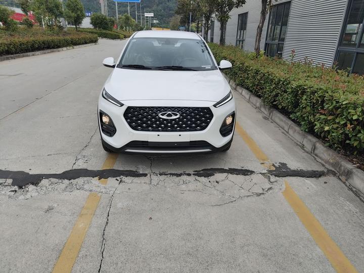 Tiggo 3X 2024 1.5L CVT Excellence photo 2