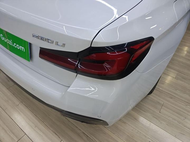 5 Series 2023 530Li Leading M Sport Package photo 7