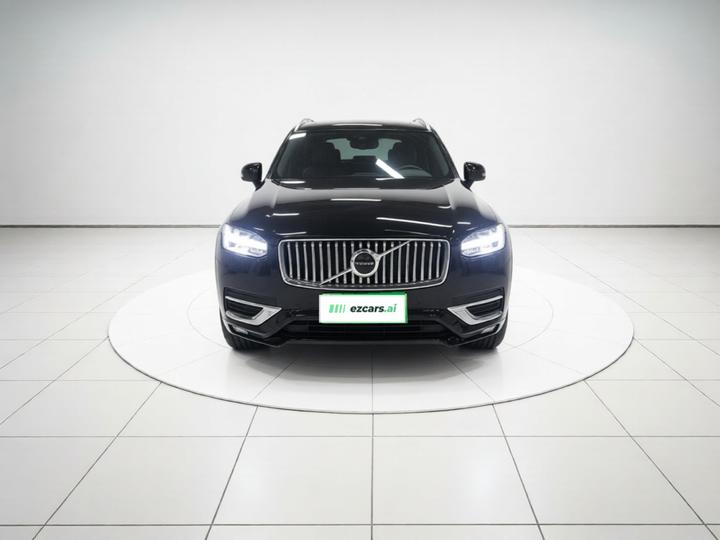 XC90 2022 B6 Luxury 7-Seater photo 2