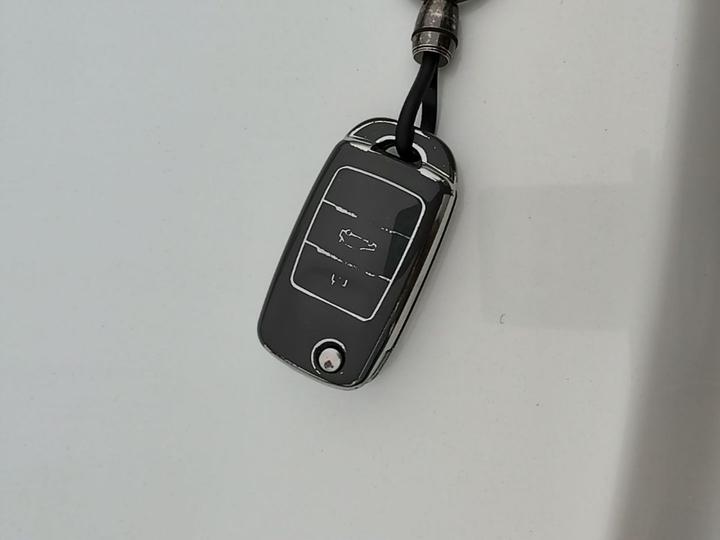 CS35 2017 1.6L MT Luxury photo 8