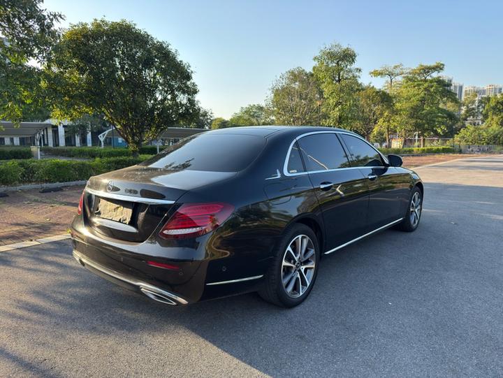 E-Class 2020 Facelift E 260 L photo 4