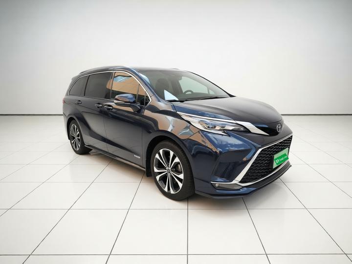 Granvia 2022 2.5L Hybrid Flagship photo 3