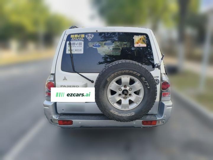 Pajero 2008 V73 3.0L MT GLS photo 5
