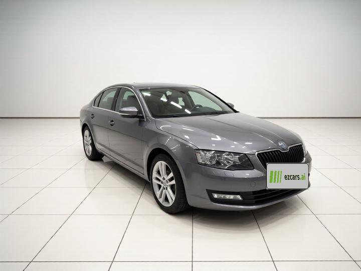 Octavia 2016 1.6L MT photo 3