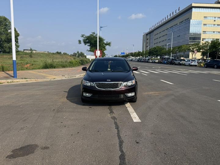 Forte 2014 1.6L MT GL photo 2