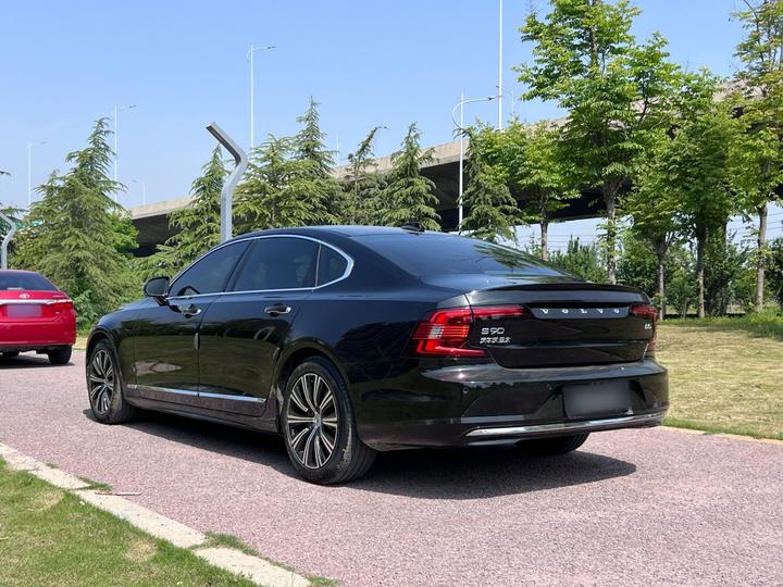 S90 2022 B5 Luxury photo 4