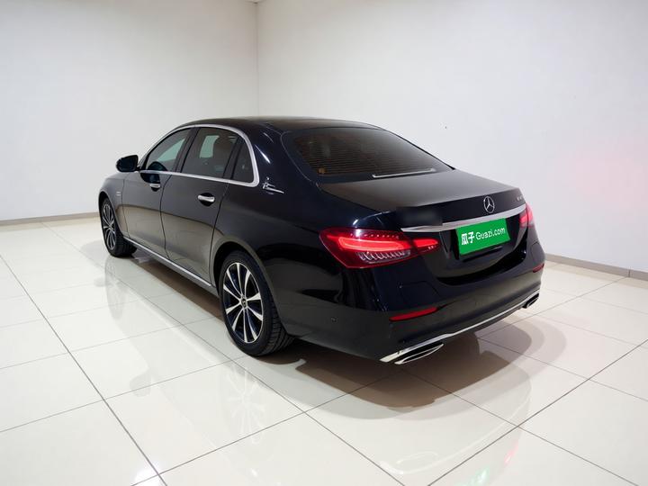 E-Class EV 2022 Facelift E 350 e L PHEV photo 4