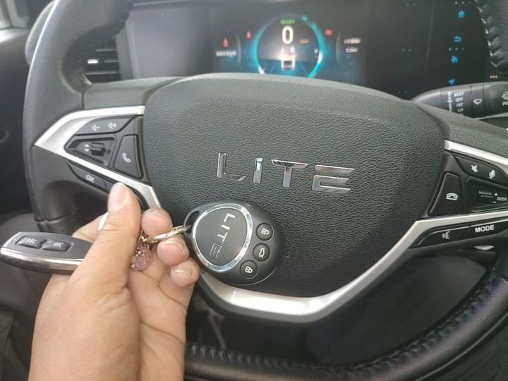 LITE 2019 R300 photo 8