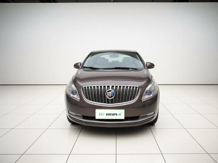 GL8 2014 2.4L LT Luxury Business Executive photo 2