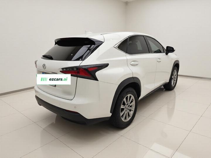 NX 2015 200 FWD photo 6
