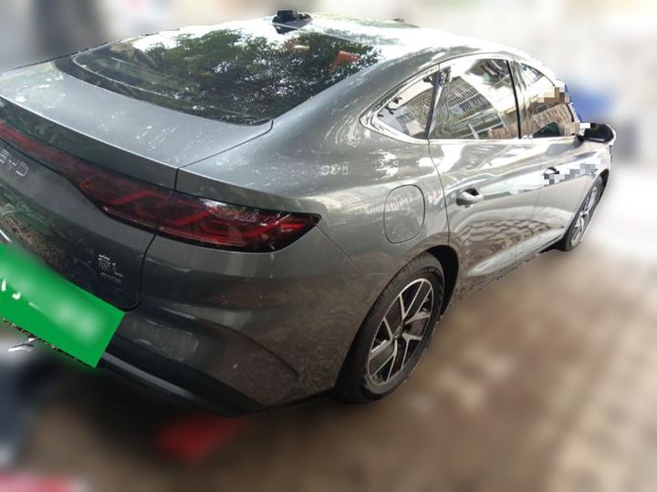 Qin L 2025 DM-i ADAS 120KM photo 6