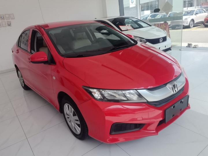 2017 1.5L CVT Comfort photo 3
