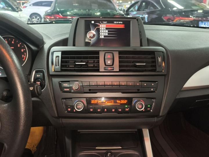 1 Series Imported 2013 Facelift 118i Leading photo 7