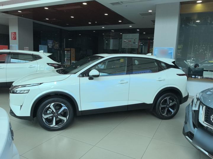 Qashqai 2023 1.3T CVT Luxury photo 3
