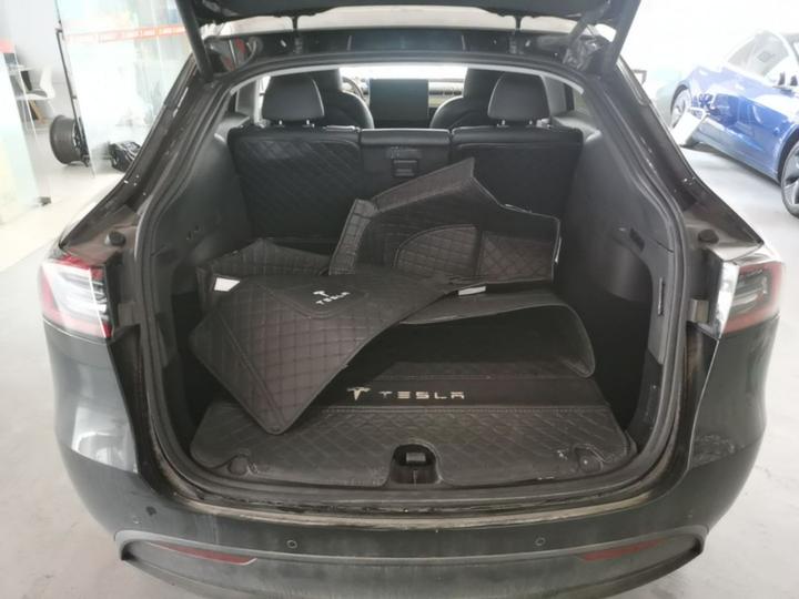 Model Y 2022 Facelift RWD photo 8