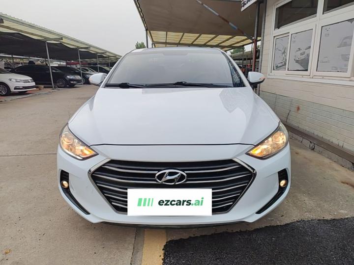 Elantra 2016 1.6L AT Smart Elite photo 2