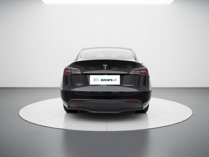 Model Y 2022 Facelift RWD photo 3