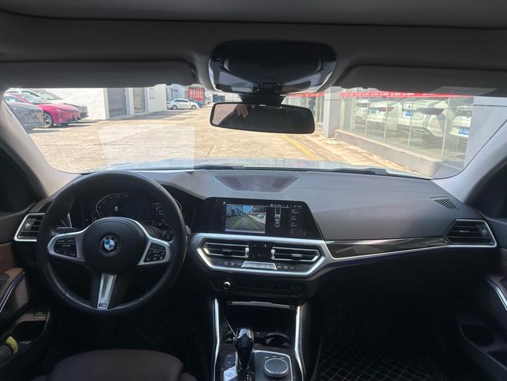 3 Series 2020 Facelift 325Li Launch Edition photo 8