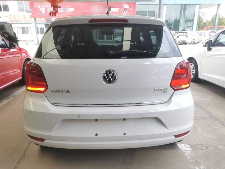 Polo 2016 1.6L AT Luxury photo 3