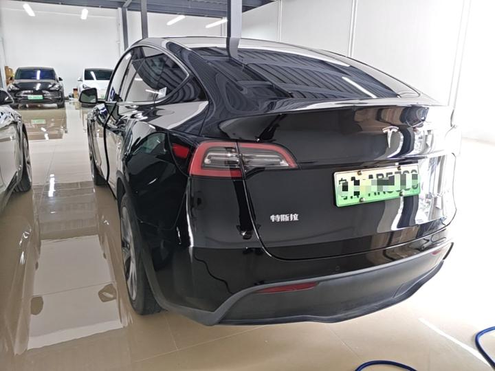 Model Y 2022 RWD photo 4